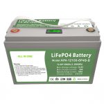 ALL IN ONE Diepsiklus 12V100Ah LiFePO4-battery met intelligente BMS vir huishoudelike energieopbergingsiste